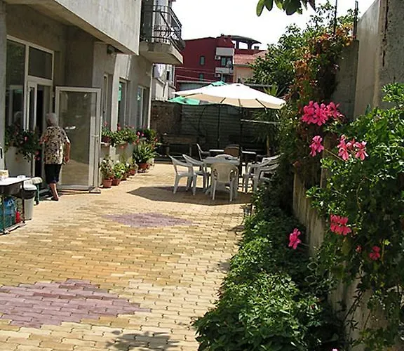 Fits Πριμόρσκο