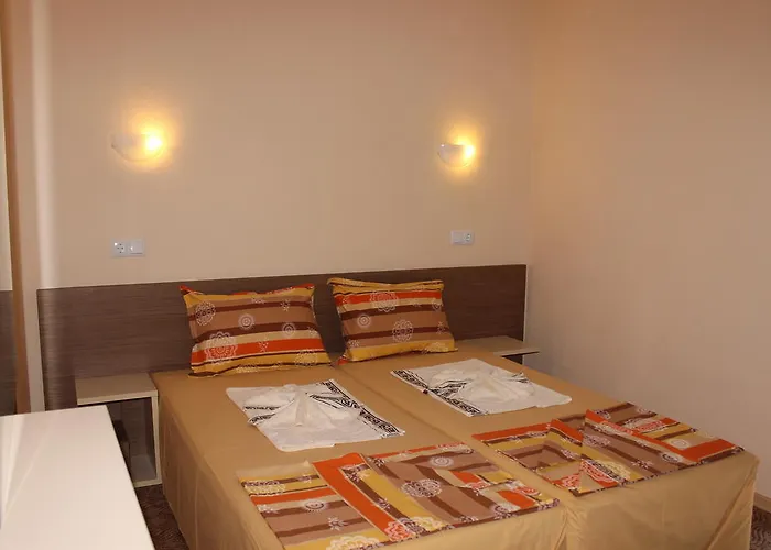 Πανσιόν Fits Πριμόρσκο