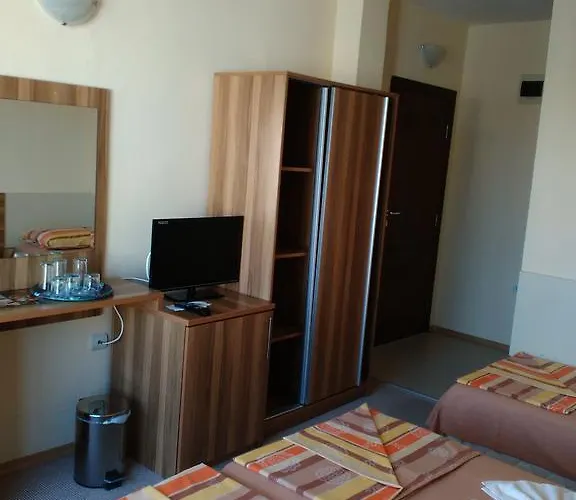 Πανσιόν Fits Πριμόρσκο