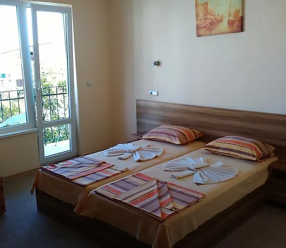 Fits Πανσιόν Πριμόρσκο