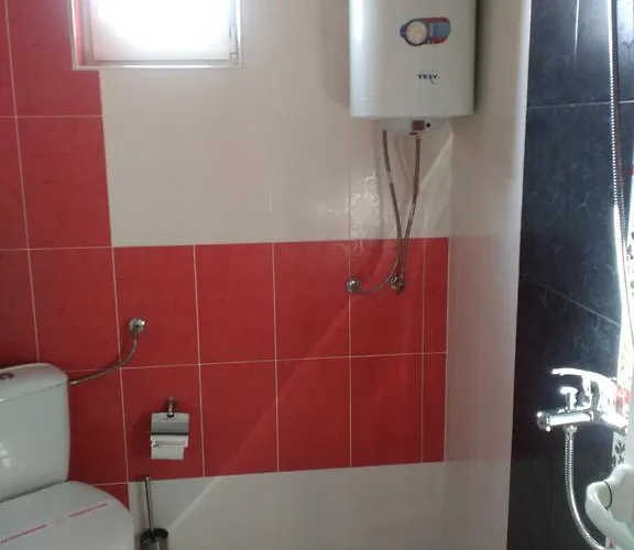 Fits Πανσιόν Πριμόρσκο