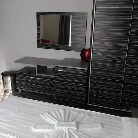 Fits Πανσιόν 2*