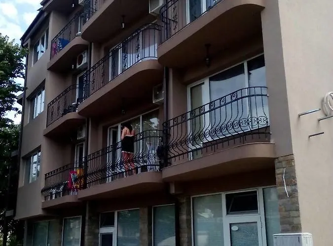 Къща за гости Fits 2*